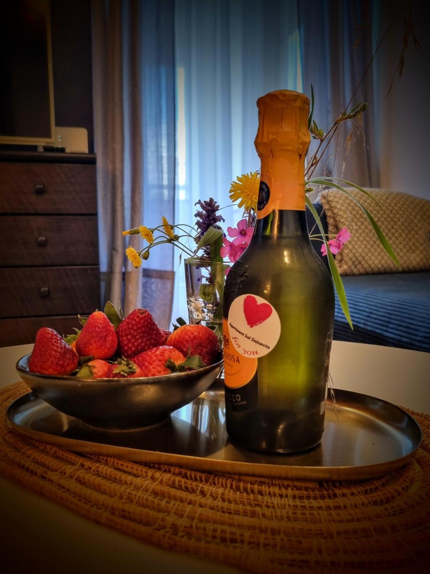 Apartment Sol Dolcevita 니바이스 외부 사진